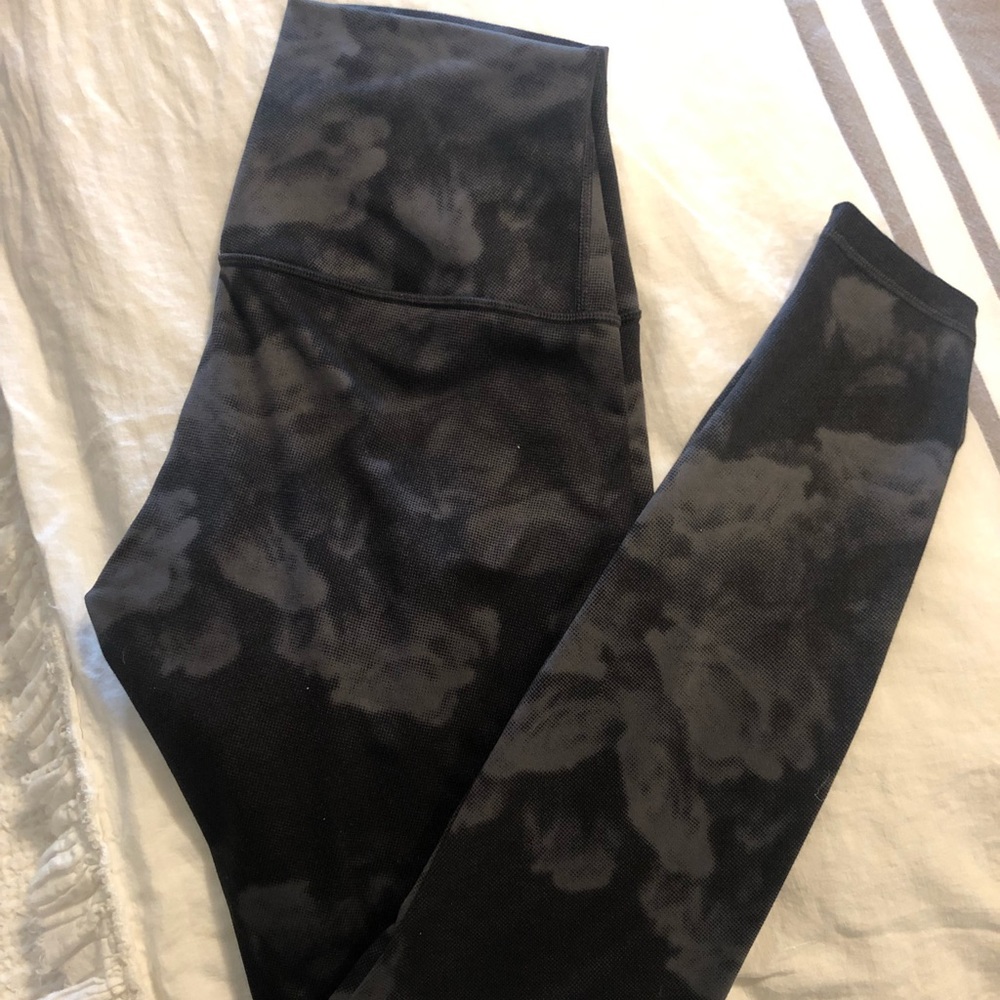 Lululemon high-rise, full length workout pants